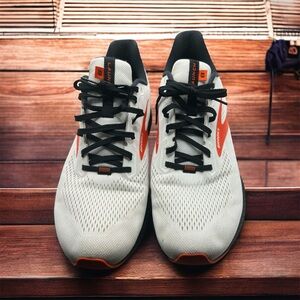 Brooks Launch 8 Athletic Shoes - White and Orange.